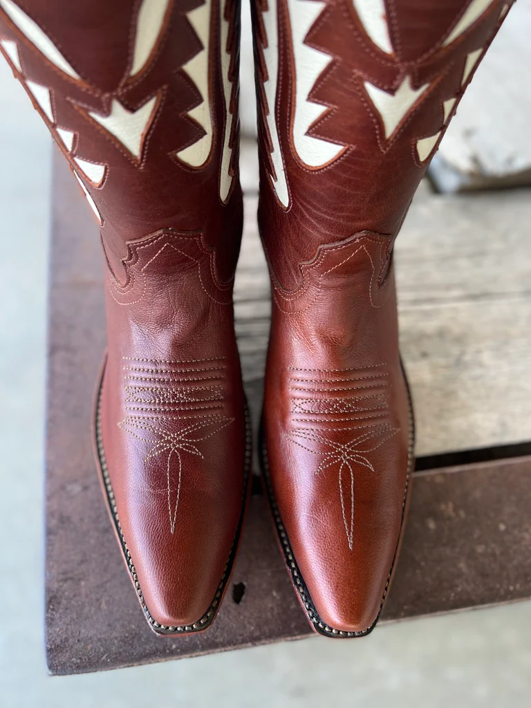 Fenoglio Boot Co. | Cognac Oiled Pull Up With Cream Inlay Boot - Image 3