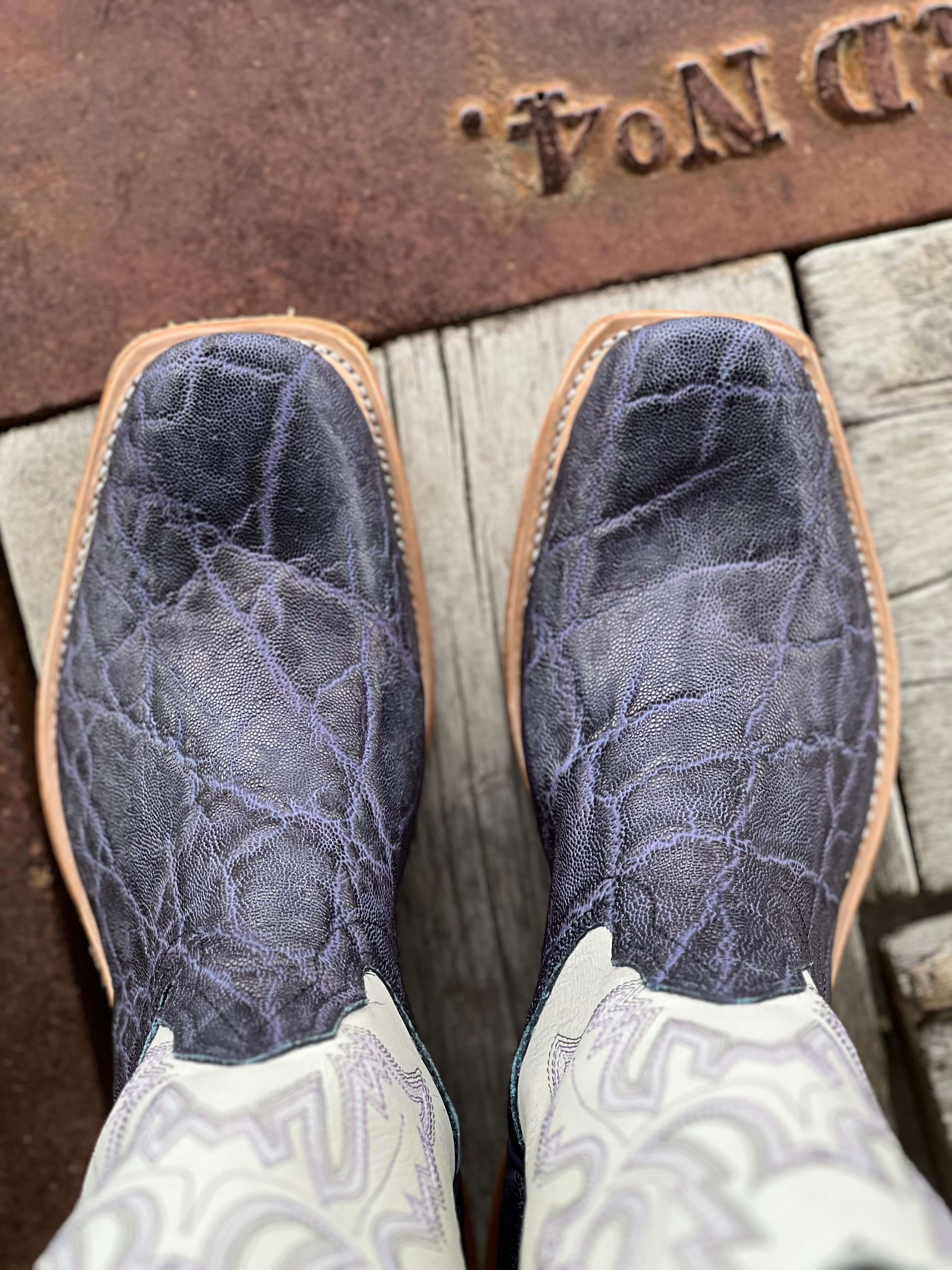 Fenoglio Boot Co. | Purple Vintage Elephant Boot - Image 3