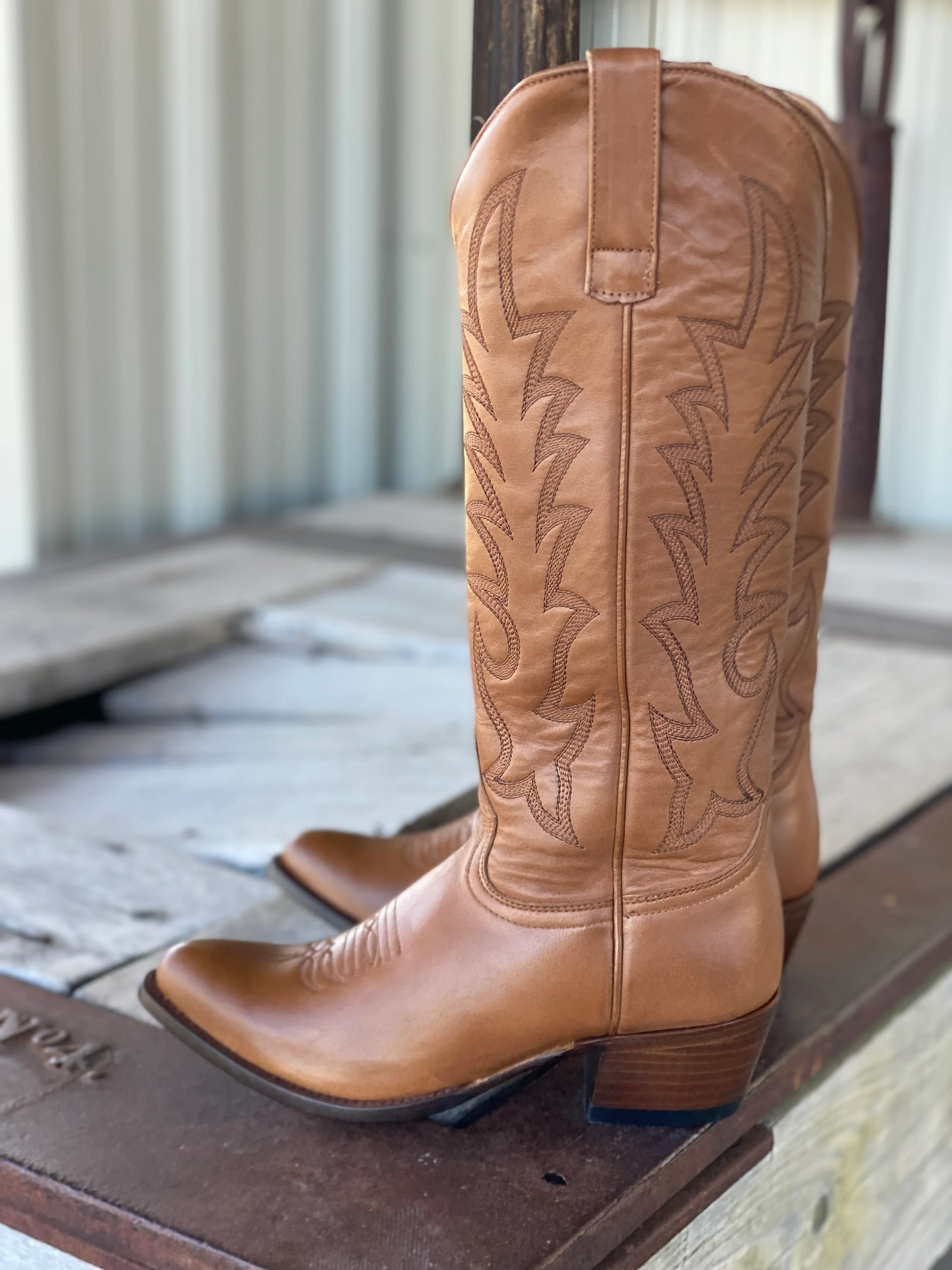 Macie Bean | Elle on Wheels Ladies Boot - Image 2