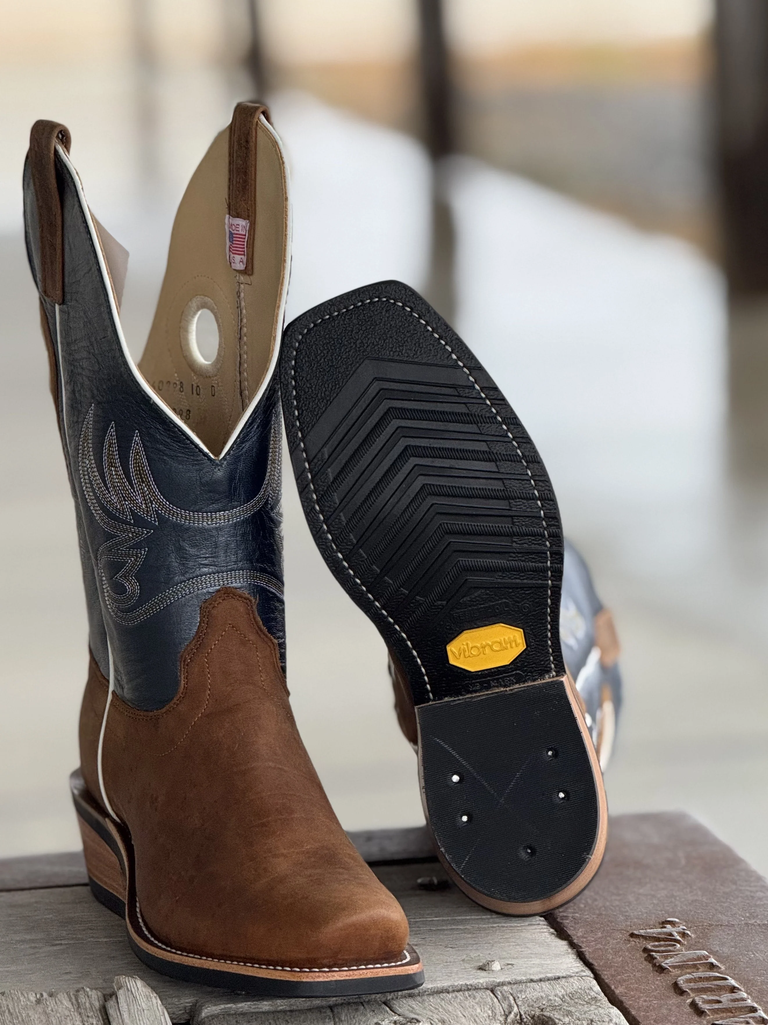 Olathe Boot Co. | Natural Brahma Bison O Toe Boot - Image 5