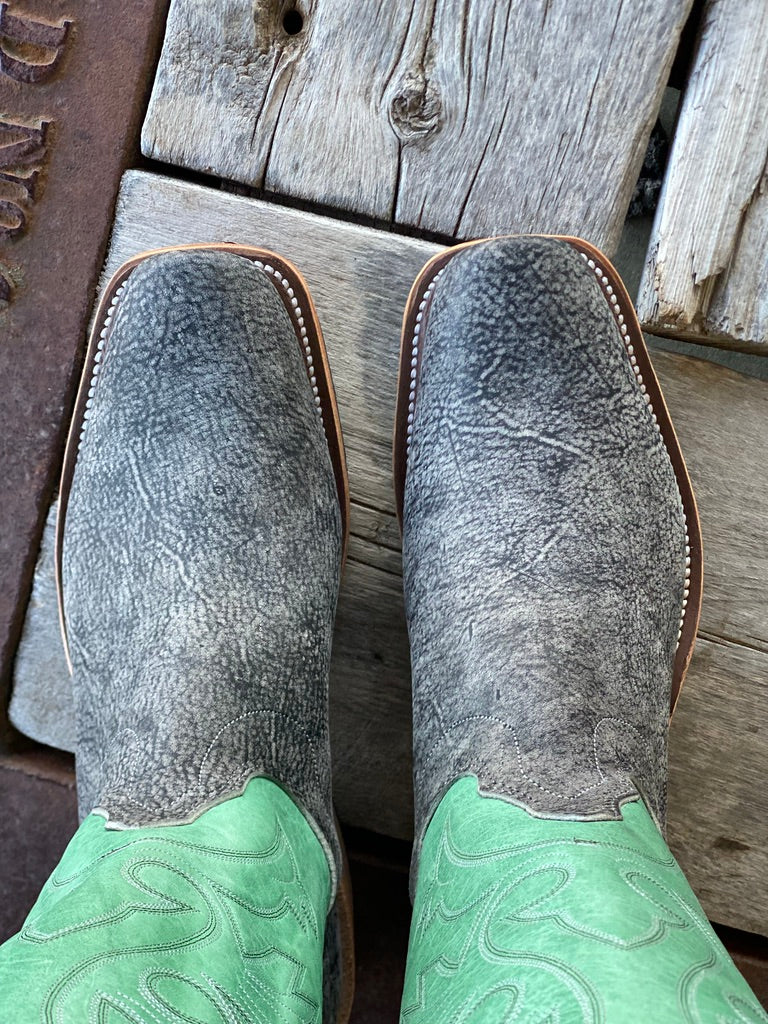 Olathe Boot Co. | Slate Safari Giraffe Grey Pull Boot - Image 3