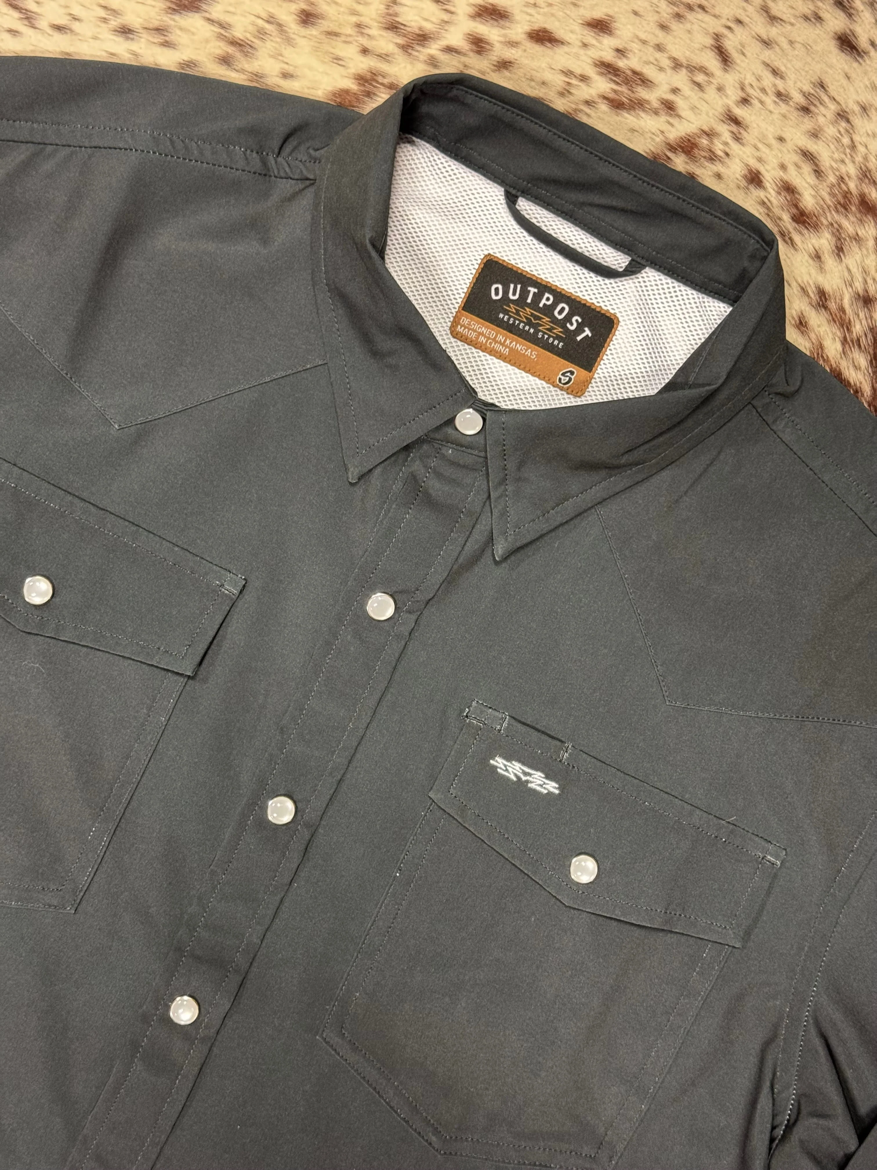 Outpost Performance Charcoal Pearl Snap LS Shirt - Image 3