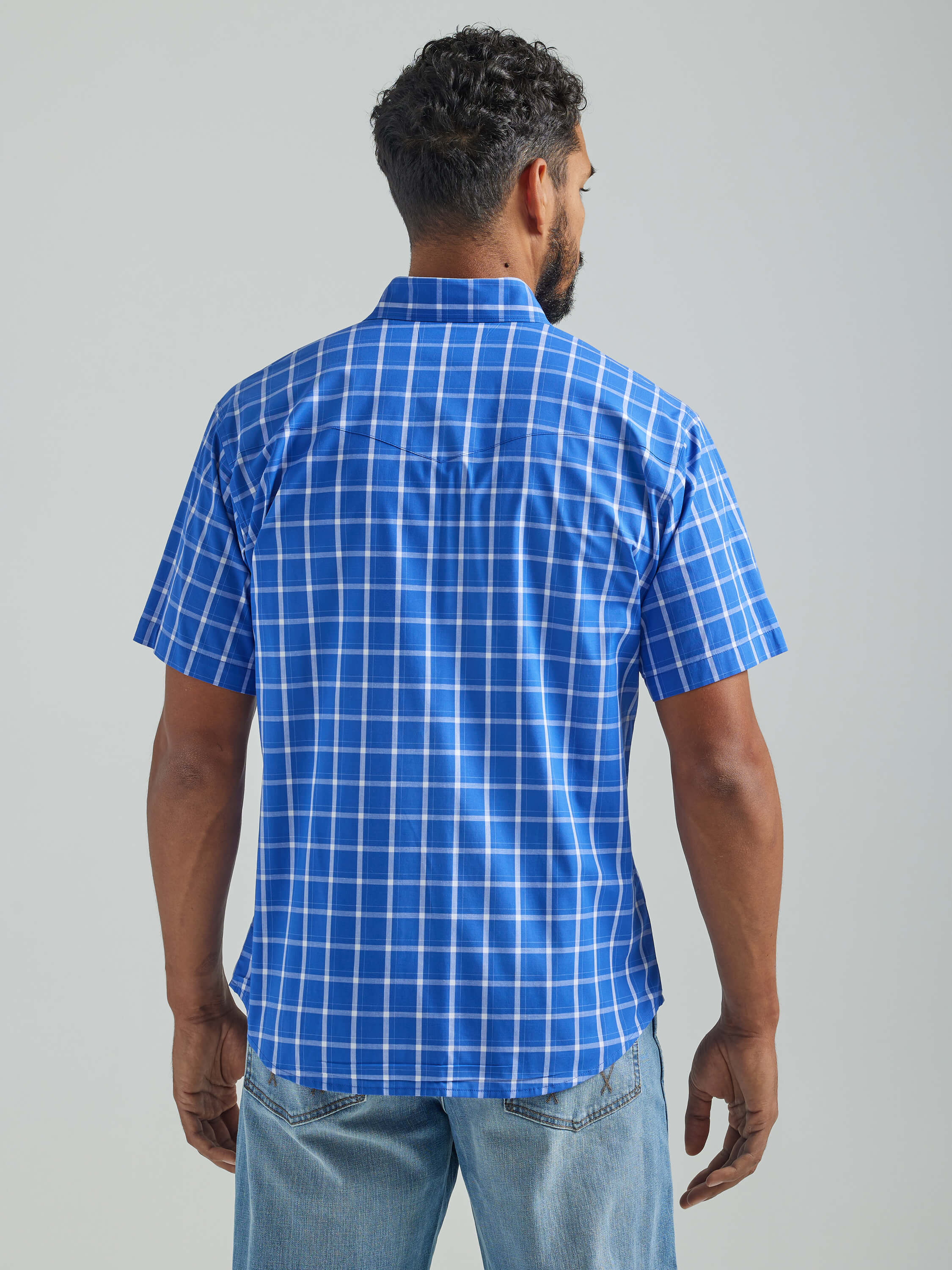 Wrangler | Wrinkle Resist Cool Blue Plaid SS Shirt - Image 2